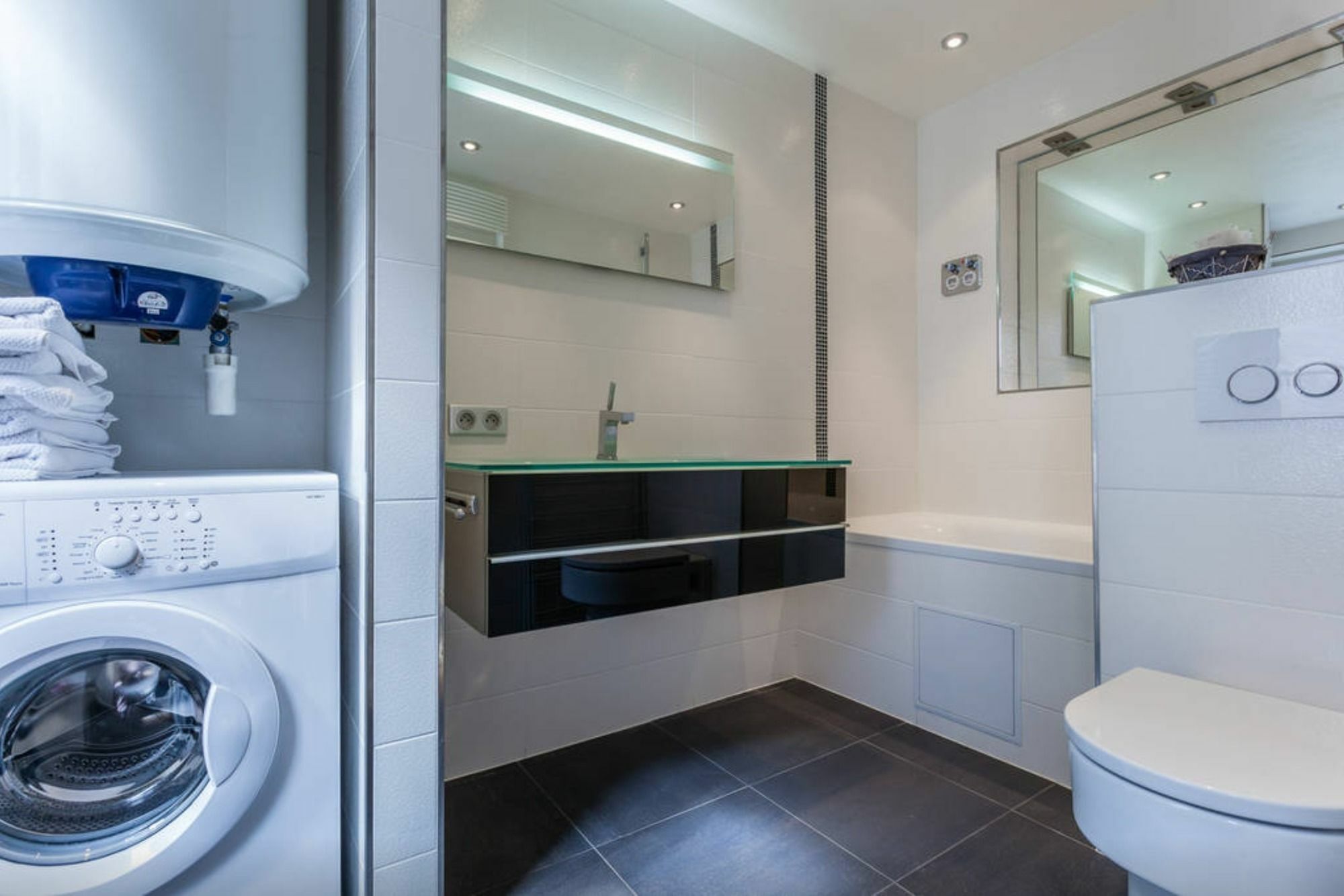 Appartement Quai Des Bateliers Strasbourg Exteriör bild